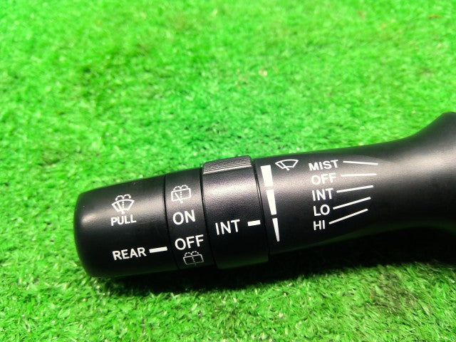 シエンタ ワイパースイッチ 6AA-NHP170G 84652-52251