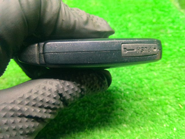 シエンタ キーレスリモコン 6AA-NHP170G 89904-28561