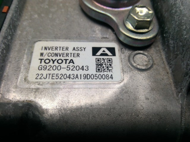 シエンタ ＨＶ・ＥＶ・ＦＣＶインバーター 6AA-NHP170G G9200-59058