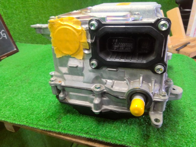 シエンタ ＨＶ・ＥＶ・ＦＣＶインバーター 6AA-NHP170G G9200-59058