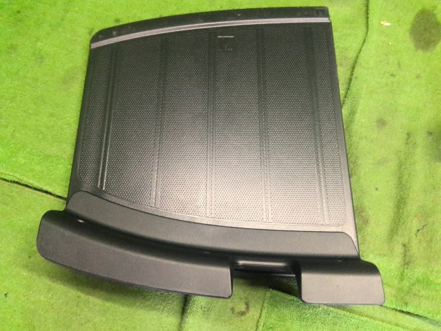 シエンタ Ｒボード・トノカバー 6AA-NHP170G 58415-52100-C1