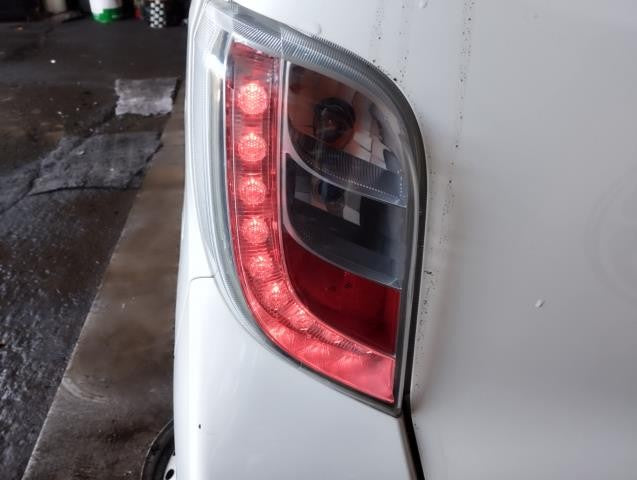 ミライース 左ヘッドランプＡＳＳＹ DBA-LA300S 81150-B2760