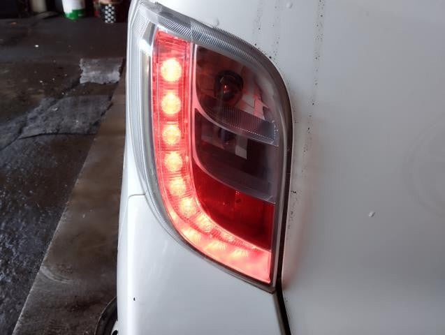 ミライース 左ヘッドランプＡＳＳＹ DBA-LA300S 81150-B2760