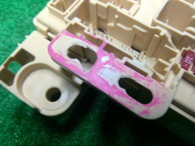 ミライース ヒューズボックス DBA-LA300S 82600-B2480