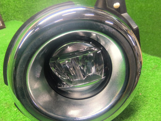 ワゴンＲスマイル 左フォグランプ 5AA-MX91S 35502-79R01