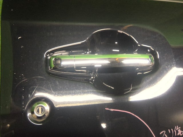 ワゴンＲスマイル 右ＦドアＡＳＳＹ 5AA-MX91S 68001-84S00