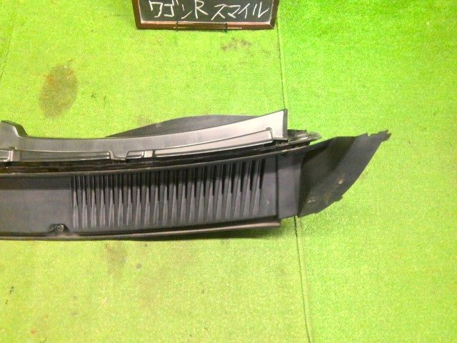 ワゴンＲスマイル カウルトップパネル 5AA-MX91S 72330-84S01-5PK