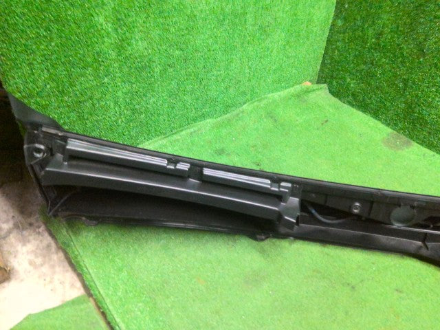 ワゴンＲスマイル カウルトップパネル 5AA-MX91S 72330-84S01-5PK