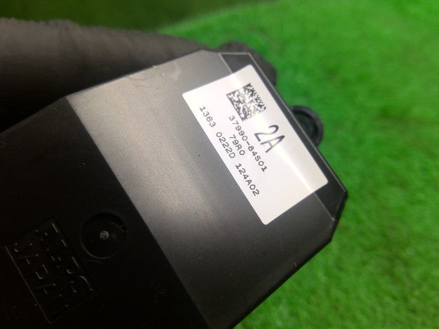 ワゴンＲスマイル パワーウインドウスイッチ 5AA-MX91S 37990-84S00