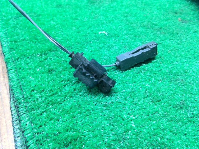 ワゴンＲスマイル 右パワースライドドアモーター 5AA-MX91S 84101-79R01