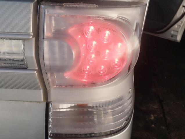 タント テールランプ左右セット DBA-L375S 81550-B2440