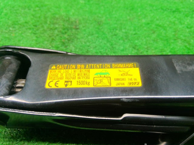 プリウスα 車載工具 DAA-ZVW41W