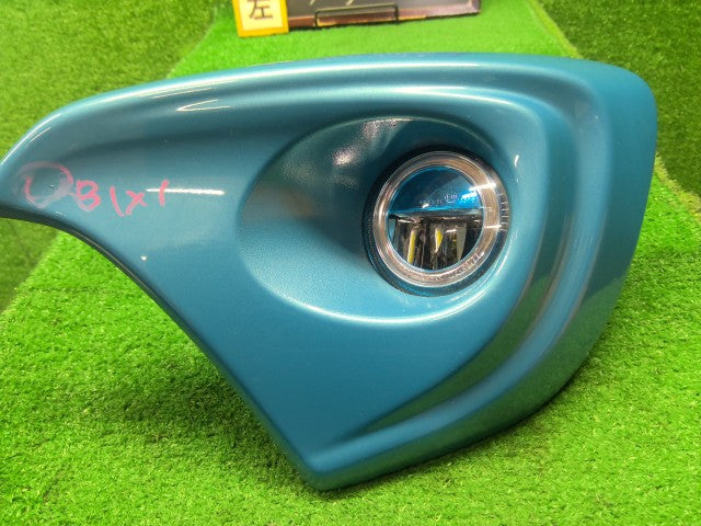 フリード 左フォグランプ DAA-GB8 08V31-E3J-0M002