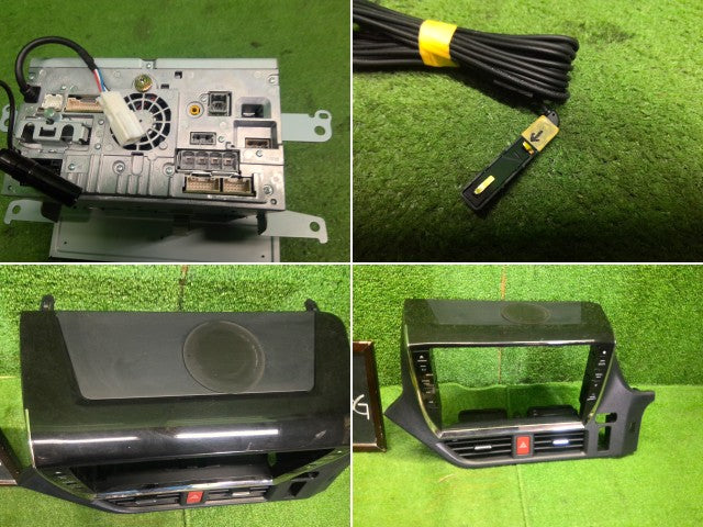 ヴォクシー カーナビゲーション DAA-ZWR80G EX1000