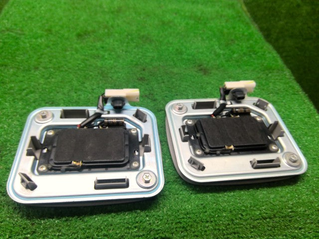 ヴォクシー スピーカー DAA-ZWR80G 86150-28160