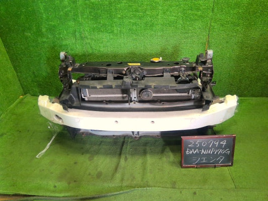 シエンタ ラジエータコアサポート DAA-NHP170G 53210-52918