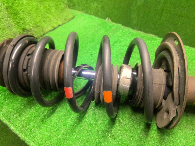 シエンタ 右Ｆストラット DAA-NHP170G 48510-52K40