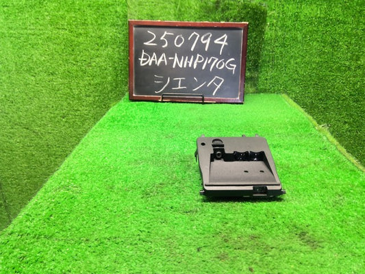 シエンタ レーダー・カメラ（運転支援用） DAA-NHP170G 88181-0W010