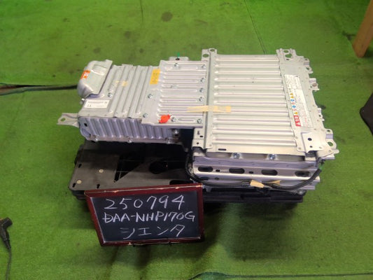 シエンタ ＨＶ・ＥＶ・ＦＣＶバッテリー DAA-NHP170G G9510-52050