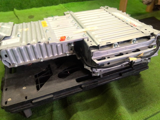 シエンタ ＨＶ・ＥＶ・ＦＣＶバッテリー DAA-NHP170G G9510-52050