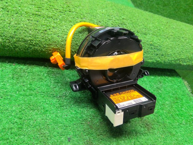 シエンタ 電装部品 DAA-NHP170G 84307-47060