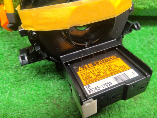 シエンタ 電装部品 DAA-NHP170G 84307-47060