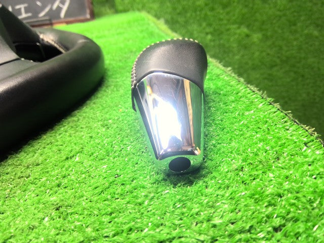 シエンタ ステアリングホイール DAA-NHP170G 45100-52610-C0