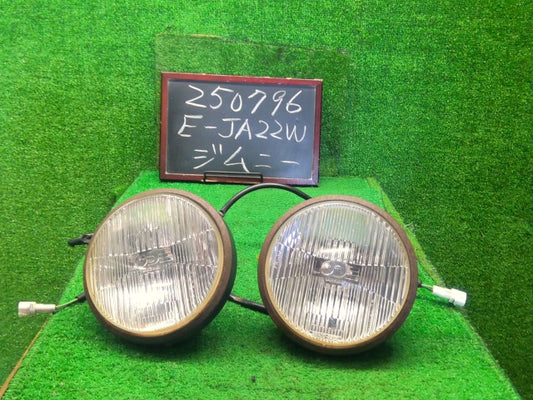 ジムニー 左フォグランプ E-JA22W 35502-80C20