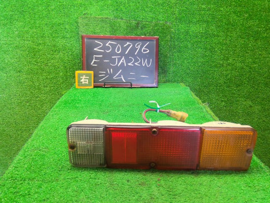ジムニー 右テールランプ E-JA22W 35603-80030