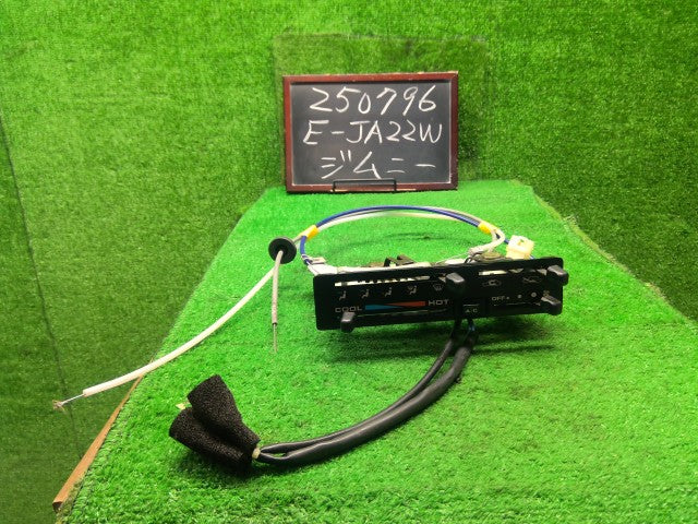 ジムニー Ａ／Ｃスイッチパネル E-JA22W