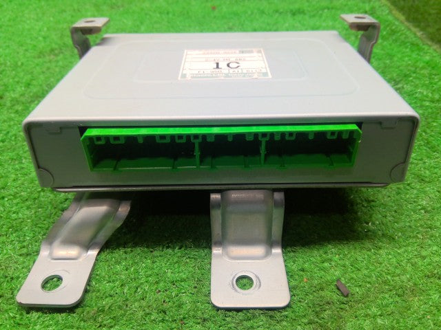 ジムニー エンジンコンピューター E-JA22W 33920-82CV0
