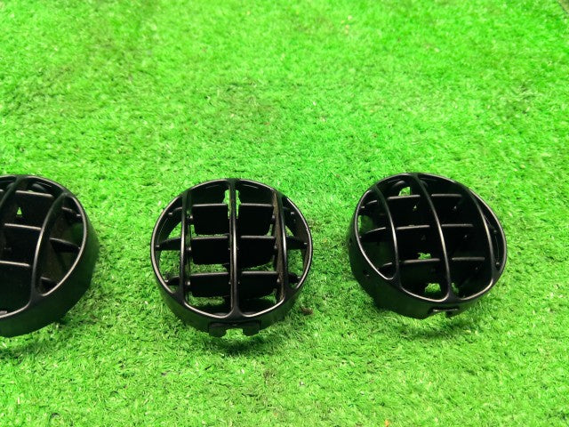 ジムニー エアコン吹き出し口 E-JA22W 74631-83C00