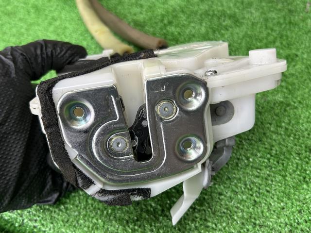 【中古】ビアンテ DBA-CCEFW 左ドアロック ソレノイド