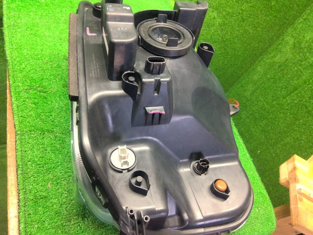 エブリィ 左ヘッドランプＡＳＳＹ HBD-DA17V 35320-64P01