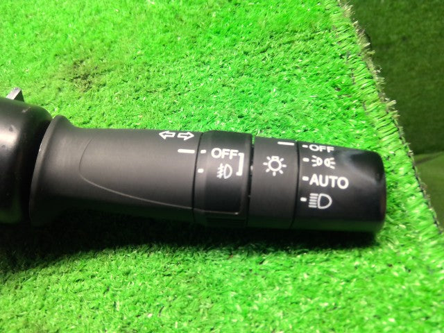 Ｎ－ＯＮＥ ライトスイッチ DBA-JG2 35255-T2A-U11