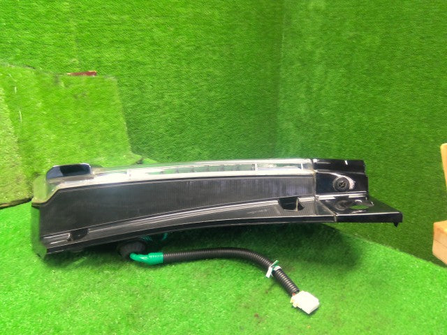 Ｎ－ＢＯＸ 右テールランプ DBA-JF2 33501-TY0-901