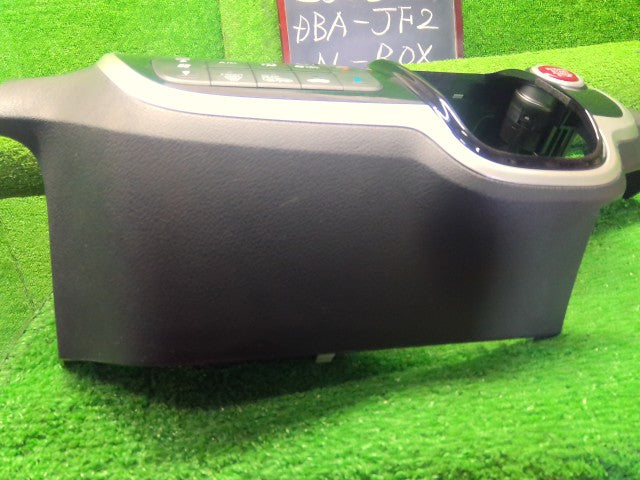 Ｎ－ＢＯＸ Ａ／Ｃスイッチパネル DBA-JF2 79601-TY0-N71ZA