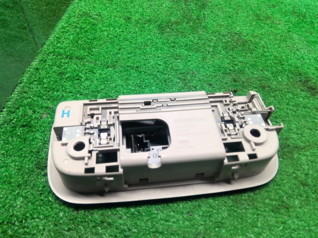 Ｎ－ＢＯＸ ルームランプ DBA-JF2 34404-SZT-003ZC