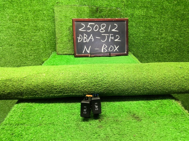 Ｎ－ＢＯＸ スイッチ DBA-JF2 35600-T6G-003