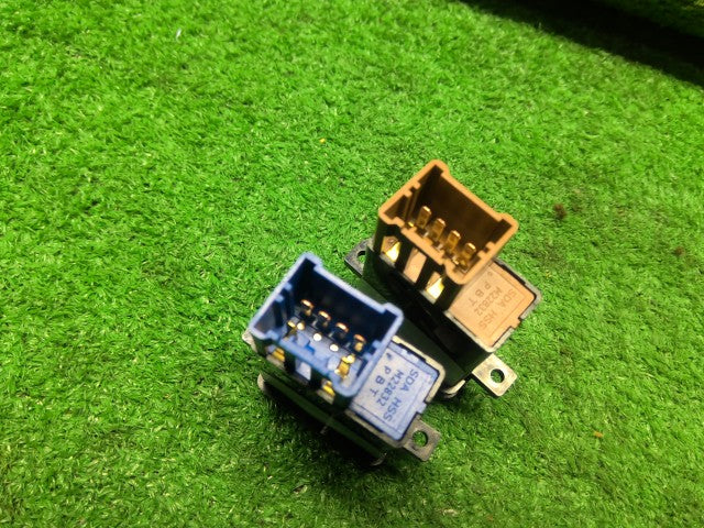 Ｎ－ＢＯＸ スイッチ DBA-JF2 35600-T6G-003