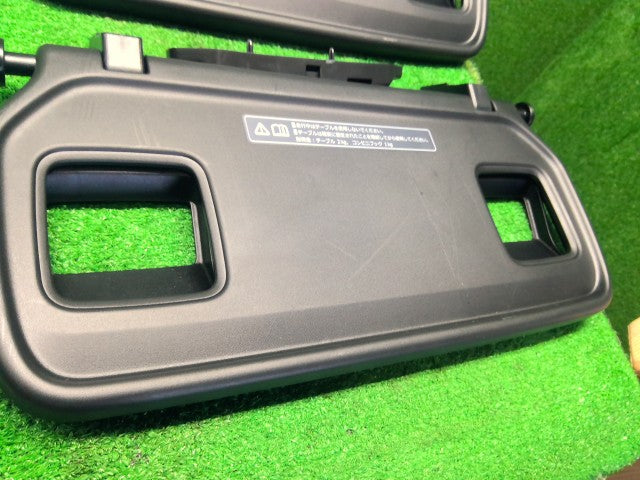 Ｎ－ＢＯＸ 内装部品 DBA-JF2 81170-TAA-J61ZB