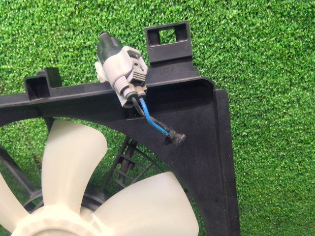 【中古】ＭＲワゴン DBA-MF33S 電動ファン 17120-50M00