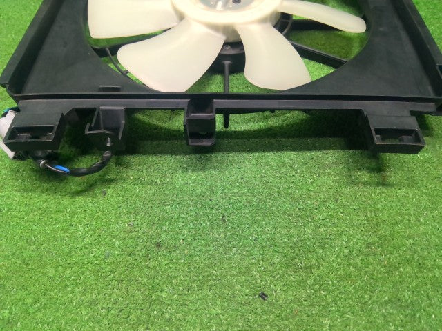 【中古】ＭＲワゴン DBA-MF33S 電動ファン 17120-50M00