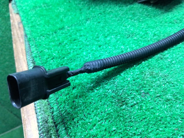 デリカスペースギア 右フォグランプ GH-PD6W MR564916