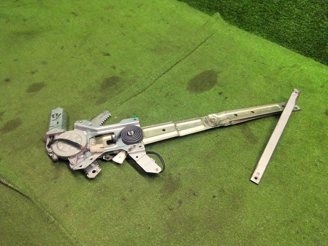デリカスペースギア 右Ｆドアレギュレータ・モーター GH-PD6W MB926890