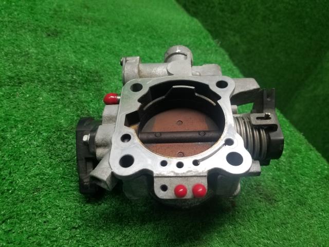 デリカスペースギア スロットルボディ GH-PD6W MR560487