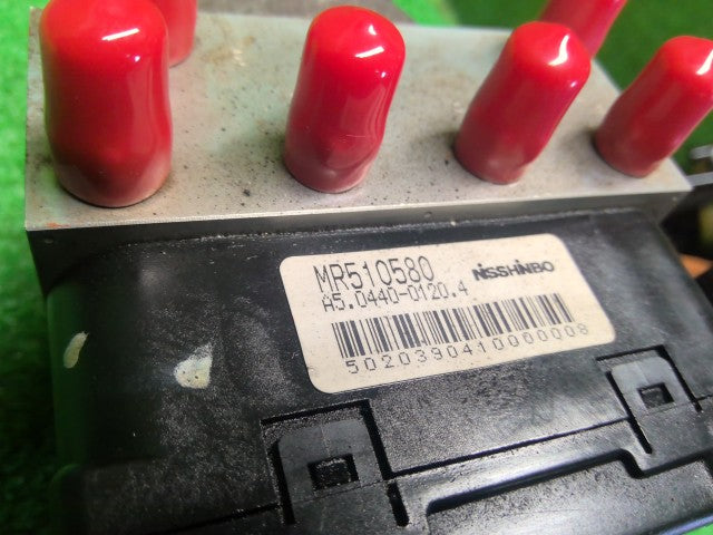 デリカスペースギア ＡＢＳアクチュエーター GH-PD6W MR510580