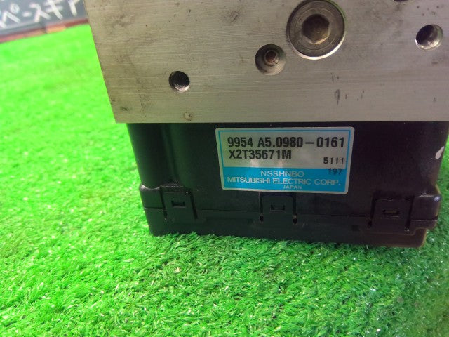 デリカスペースギア ＡＢＳアクチュエーター GH-PD6W MR510580