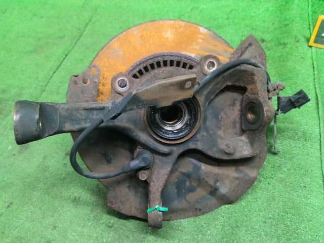 デリカスペースギア 右ＦナックルハブＡＳＳＹ GH-PD6W MR151873