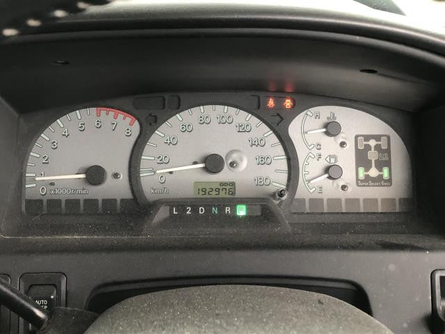 デリカスペースギア スピードメーター GH-PD6W 8105A030